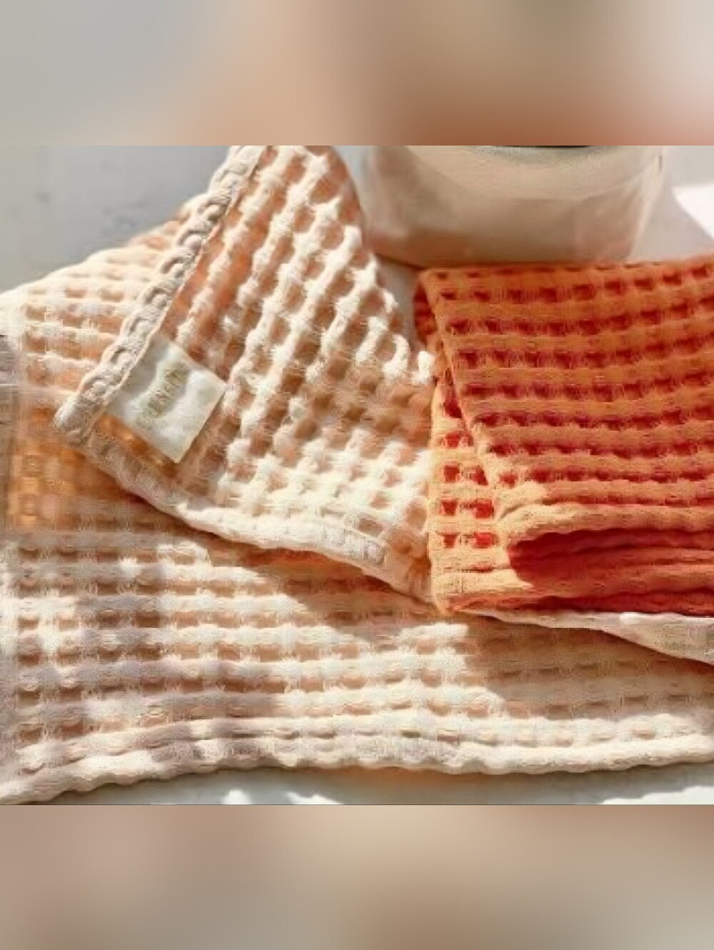 Anthropologie, Market Waffle Dishcloths in Red Motif, Set of 4 - Picture 3 of 3